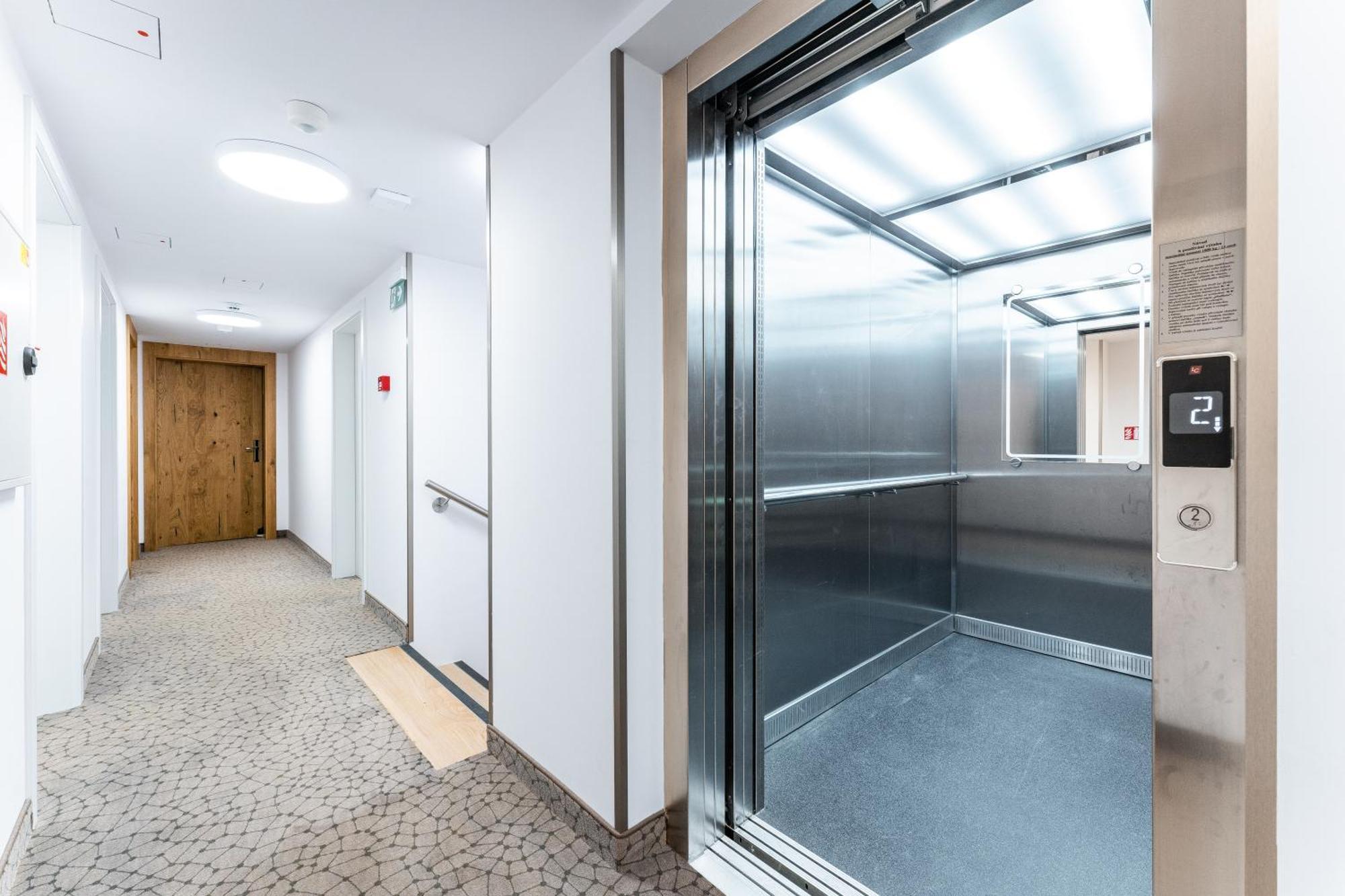 Apartamento Rezidence Alpina Špindlerŭv Mlýn Exterior foto